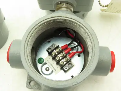 SOR 592E1-TC41-P7-C7A Temperature Switch 125VAC 0-400 °F XP Hazardous Location