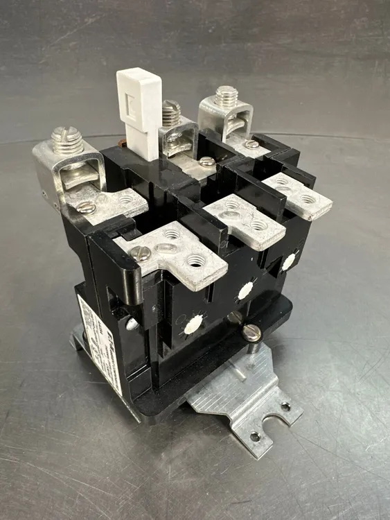Used Eaton AA23A Circuit Breakers South Carolina US | Palmetto Automation #1469099
