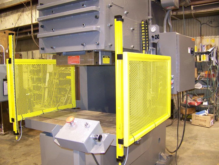 New | in-Stock STANDARD DC200 Hydraulic Presses California US | Sterling Machinery Exchange #1467589