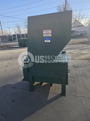 USED WASTEQUIP APARTMENT COMPACTOR