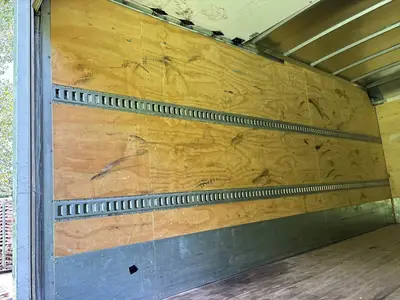 Used 2024 ISUZU NPR HD Box trucks Florida US | Truck and Van Outlet #1509183