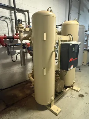 INGERSOLL RAND HB6006HN00A0X AIR DRYER | ListingHippo (2)