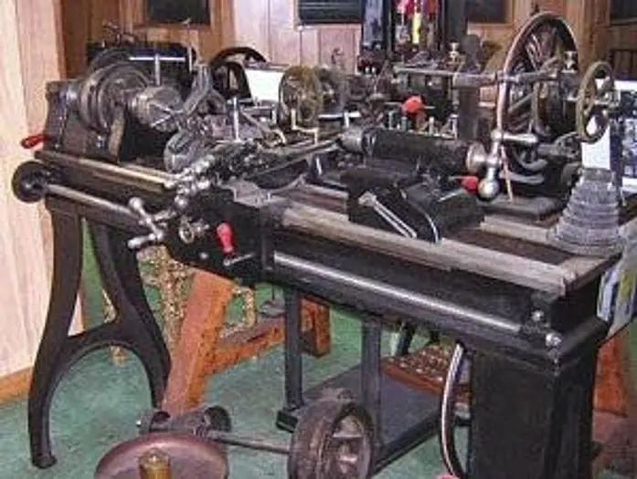 4356 C.A. Mann 10″ x 30″ Lathe Circa 1890, Providence RI, Sold by Prentiss Tool & Supply Co (NY)
