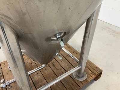 Used BEST BUY BREWING EQUIPMENT CONICAL FERMENTER/UNITANK 15BBL Brewing Equipment Michigan US | Miedema Asset Management Group #1580125