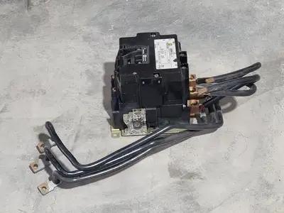 USED SQUARE D 8736SF01B76S