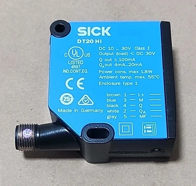 NEW SICK DT20-P214BS03