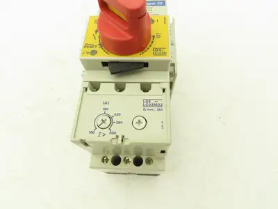 Telemecanique LD4-LC030 Integral 32 Motor Starter 3-Pole 32A 120V Coil