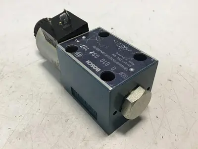 USED BOSCH 0 810 092 107