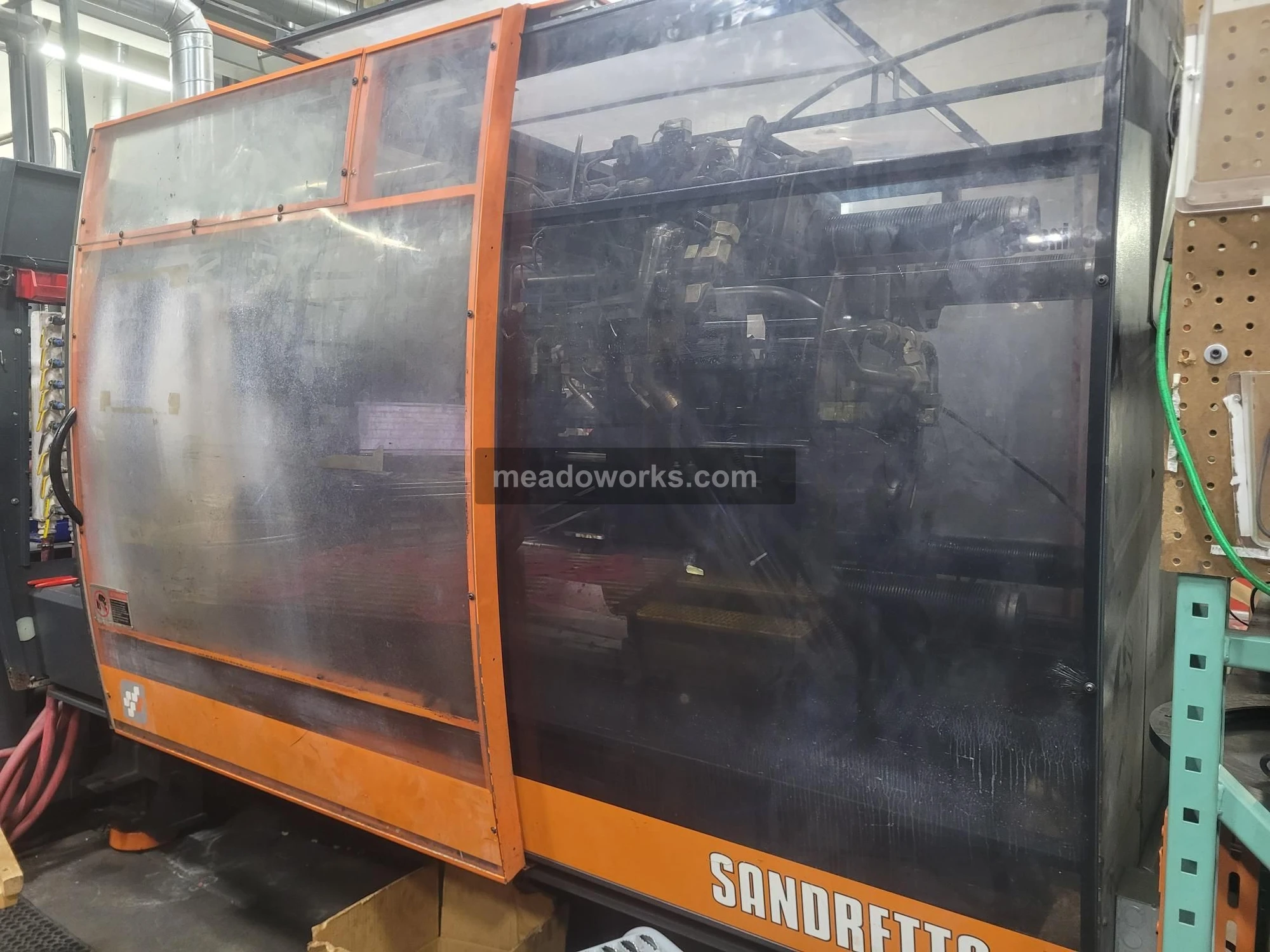 Used 2000 Sandretto 1300/220 Injection Molding Machines Illinois US | Meadoworks #1514529
