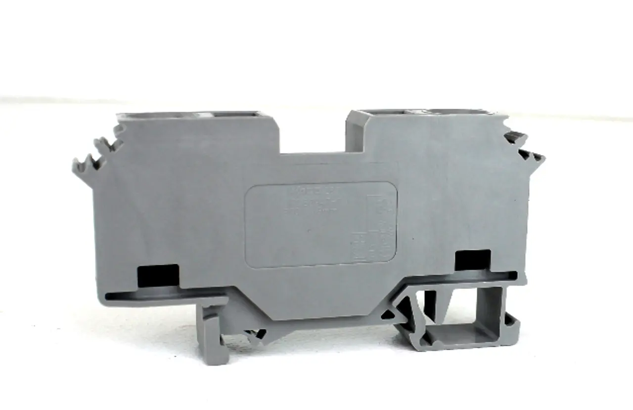 Mitsubishi Q312B PLC Base Unit Used