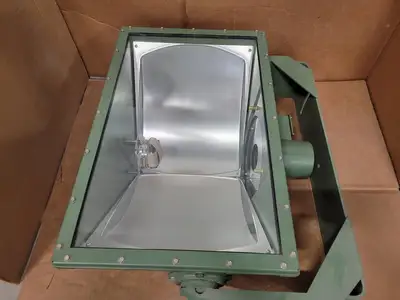 NEW EPITRON FIXTURE MRSE1000B3