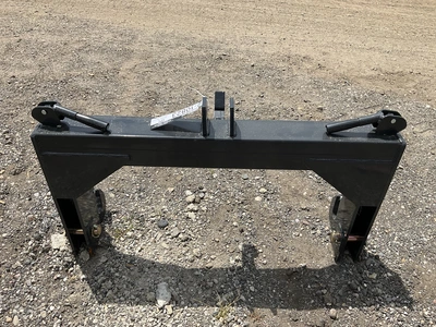 Used WOLVERINE TR-26-02C 3 POINT QUICK HITCH ADAPTER FOR TRACTOR Hitches Michigan US | Miedema Asset Management Group #1468753