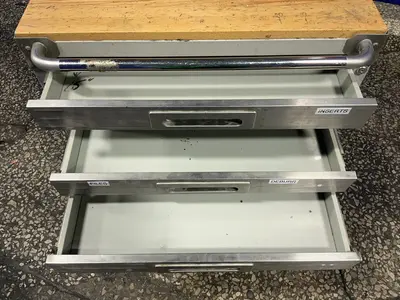 Used _UNKNOWN_ _UNKNOWN_ Tool Carts Ohio US | HGR 24 #1372958