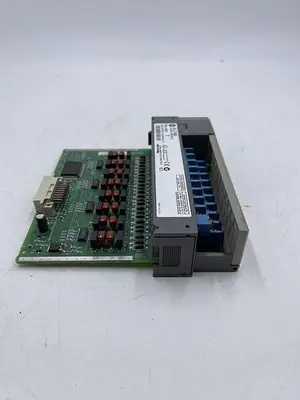 USED ALLEN-BRADLEY ALLEN-BRADLEY 1746-OB16 SER D