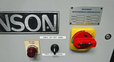 USED BRANSON ULTRASONICS CORPORATION PLASTIC WELDER, MODEL PPP-2