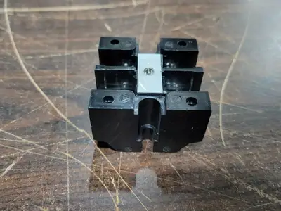 NEW TE CONNECTIVITY/BUCHANAN B102