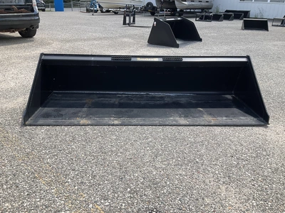 Used TOMAHAWK 84" SMOOTH BUCKET Skid Steer Buckets Michigan US | Miedema Asset Management Group #1342462