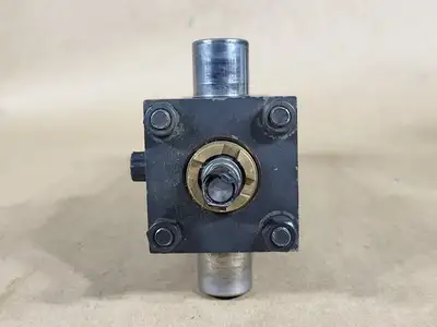 USED LAMB-GRAYS 870301-17