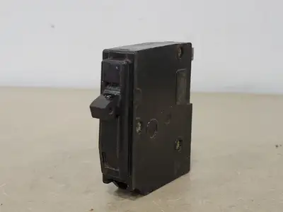 USED SQUARE D QO115