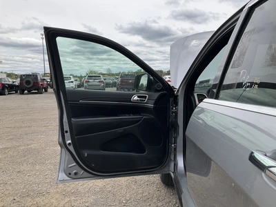 USED 2017 JEEP GRAND CHEROKEE