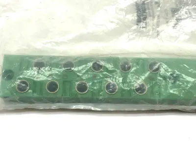 SACB-10/3-L-C-M8 | Phoenix Contact  Distributor Box 10-Port M8 3-Pin 1503438 - New