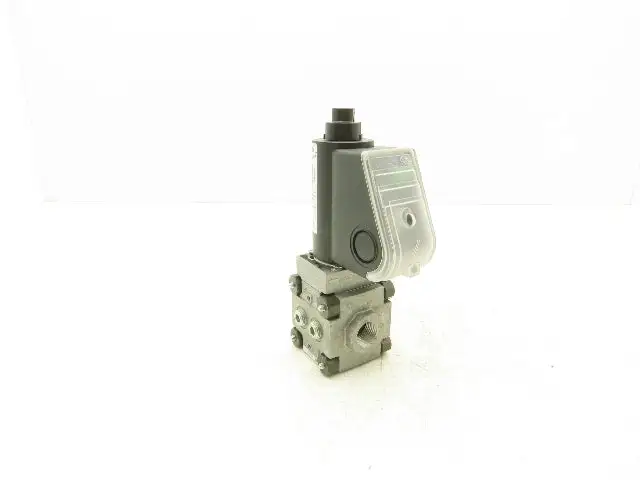 Krom Schroder VAN1T15N/NQ Solenoid Valve 1/2"NPT Air/Gas 120VAC 88012185