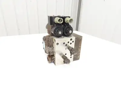 Nippon Gerotor 25604828 Hydraulic Index Motor W Solenoid Control Valves 1" Shaft