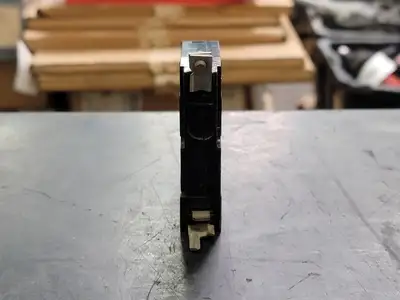 USED SQUARE D QOB130
