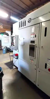 HAAS UMC-750SS Machining Centers, Vertical, (5-Axis or More) | Machnet (5)