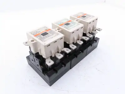 Fuji Electric SC-N5 (93) SC-N5 Motor Starter Contactor 3Ph 600V 93A Lot of 3