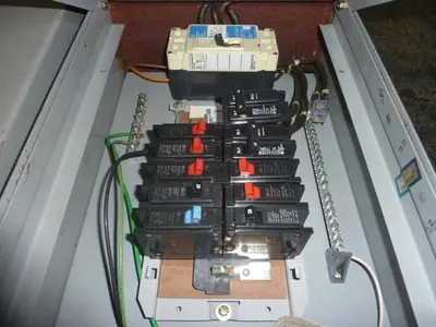 USED CUTLER HAMMER P48G11S10P