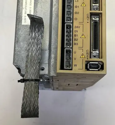 Used YASKAWA SGDH-05DE Servo Drives | Surplus Asset Holdings #1226410