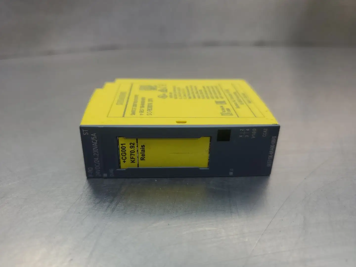 USED Siemens 6ES7 136-6RA00-0BF0 SIMATIC ET200SP Relay Output
