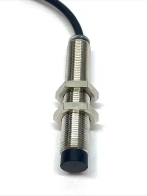 USED BALLUFF INDUCTIVE COUPLER BASE M12 2X PNP IP67 0–2.5MM GAP
