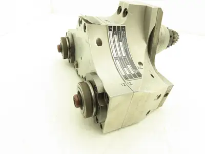 HZ Prazisionstechnik GMBH 242-50 793 Spindle Head Gearbox 1:1 Reducer CLP10