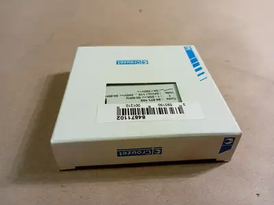 NEW CROUZET 84871102