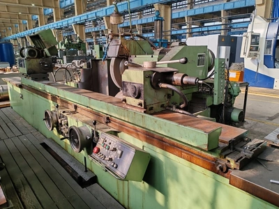 WMW Cylindrical Grinder, in very good working condition, visible under power, POA
