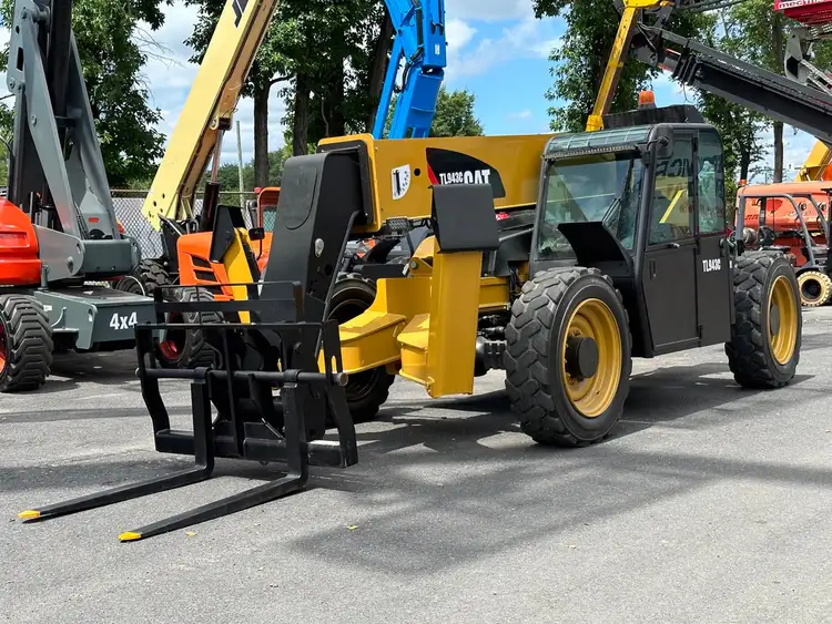 Used 2015 CAT TL943C Telehandlers New York US | United Lift #1446491