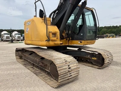 Used 2012 DEERE 225D LC Crawler Excavators North Carolina US | Southeastern Equipment Corp #1467700