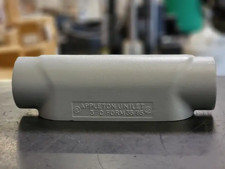 Used APPLETON C-300M Cable & Wire British Columbia CA | Lenmark #253105
