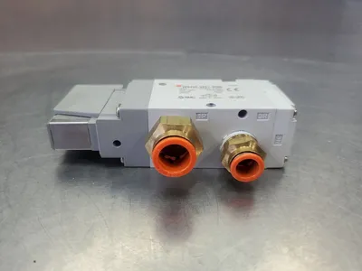 SMC VP542R-5DZ1-03NA 24VDC 1.75W Solenoid Valve. 6D-14