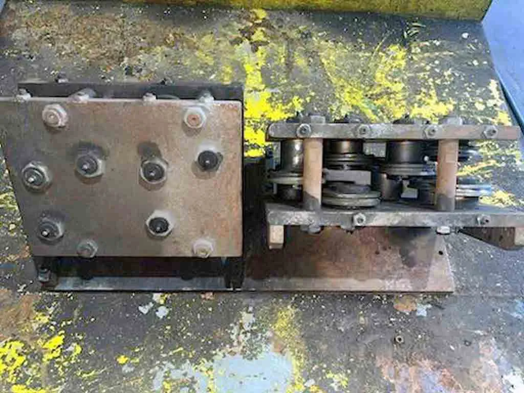 Tube Straightener, 2 Plane, Oak, 0.375" Dia.