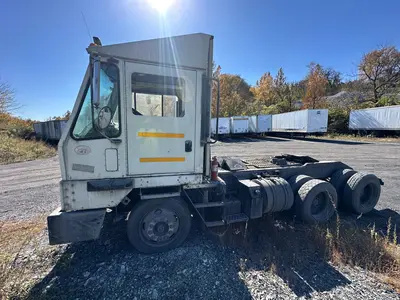 Used 2011 OTTAWA YARD SPOTTER Tow Tractors Pennsylvania US | Proxy Equipment #1385294