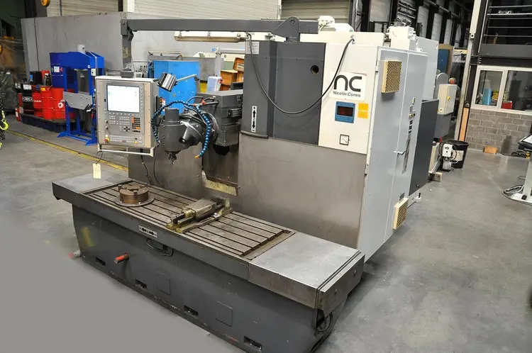 Used CORREA A16 X: 1800 - Y: 800 - Z: 800 MM CNC Bed Type Mills | Apt International N.V #364642