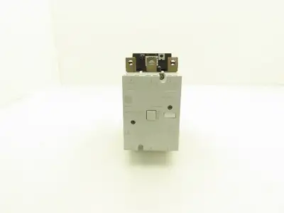 General Electric CK75CE300WH-T Contactor 250amp 135Hp @ 660/690V 74vdc Coil