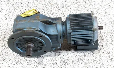 NEW SEW EURODRIVE KF67DT90L4 GEAR MOTOR 48.77:1 2HP 230/460V DFT90L4