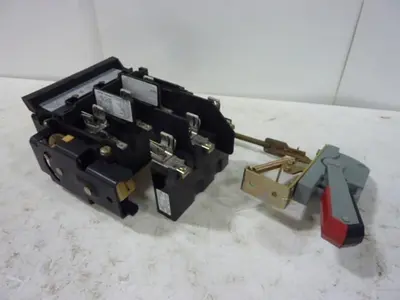 USED ALLEN BRADLEY 1494V-DS30 SER A