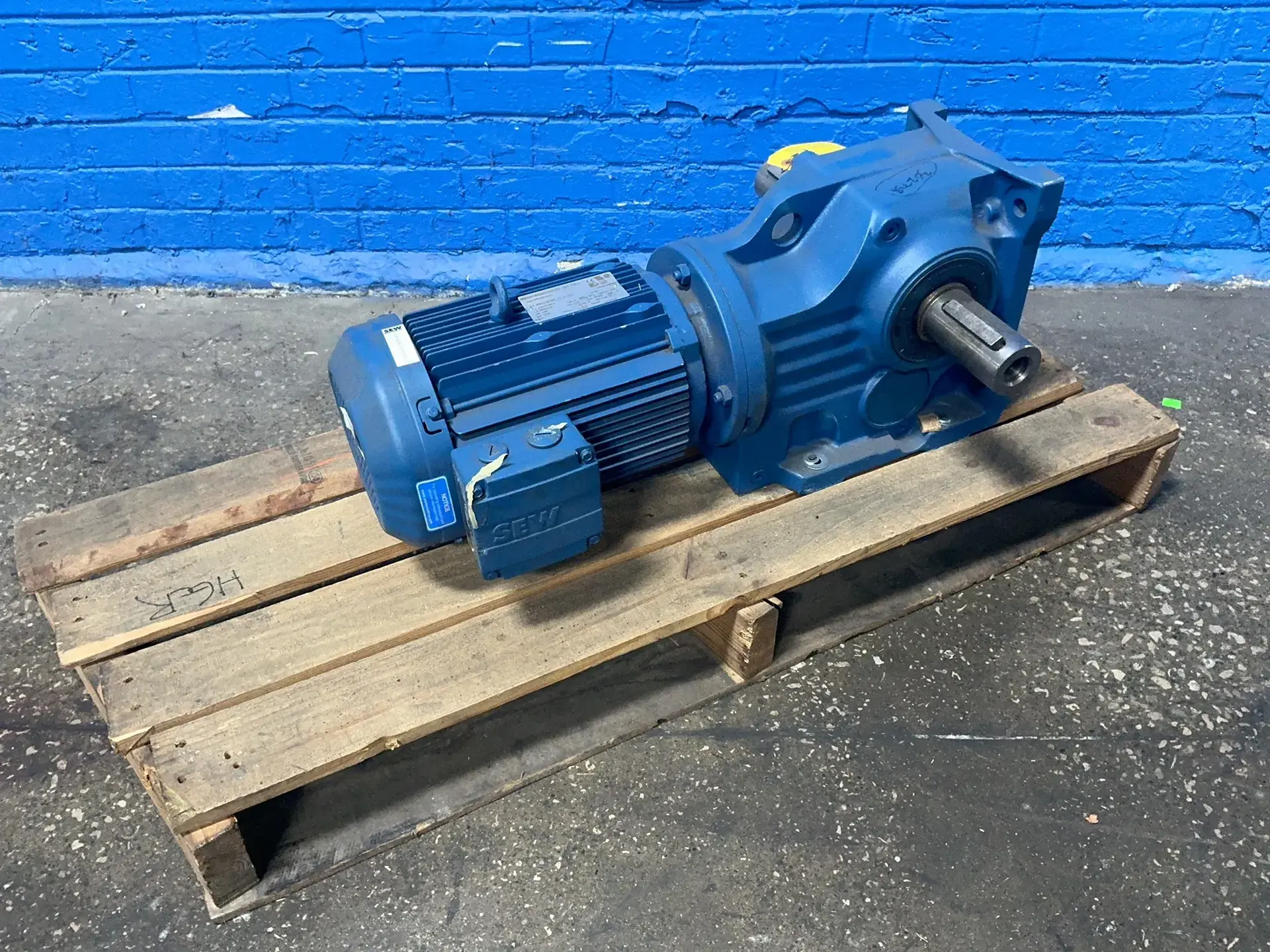 Used SEW EURODRIVE DRE100L4/DH Motors (misc) Ohio US | HGR 24 #1314797