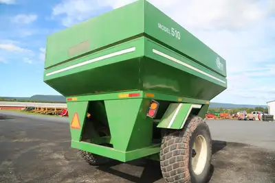 Used 2010 E-Z TRAIL 510 Grain Carts Pennsylvania US | Zimmerman Farm Service #1484418