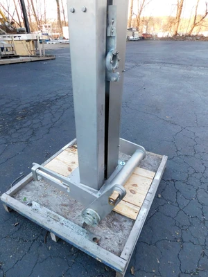 USED BIN LIFT DUMPER V-B